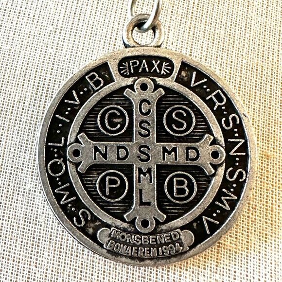 Silver tone St. Benedict Medal pendant necklace - Picture 1 of 9